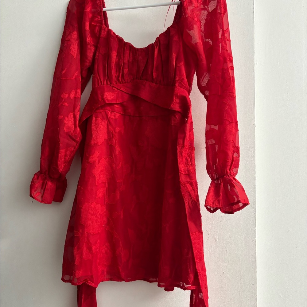 Elegant Red Long-Sleeve Dress